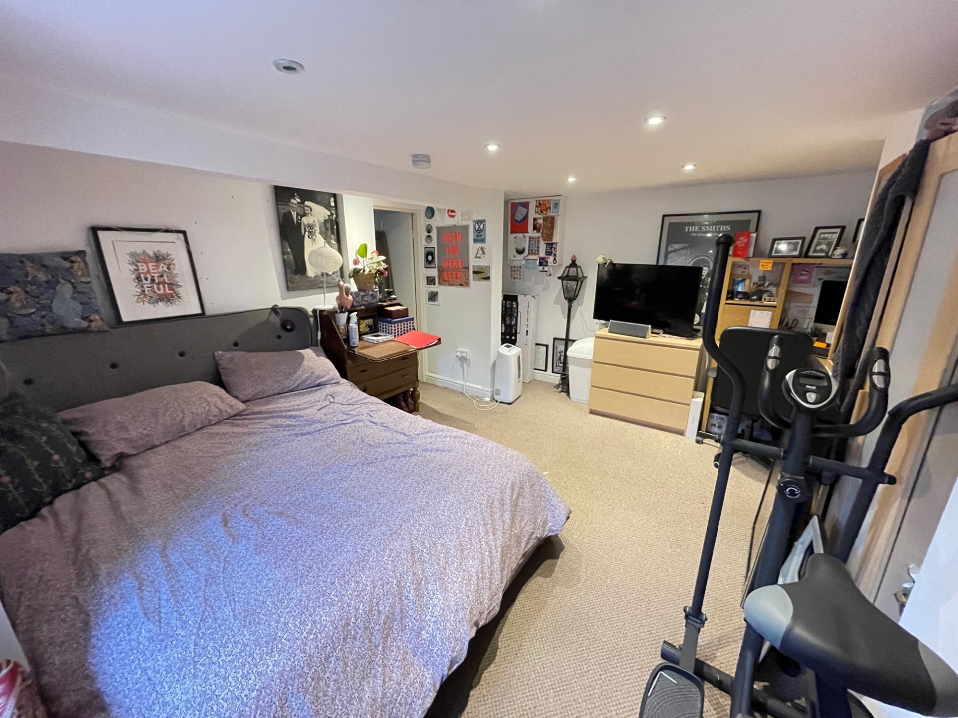 Photo of  Norman Mount,  Leeds, LS5