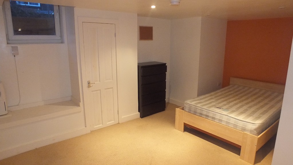 Photo of  Highbury Terrace,  Leeds, LS6