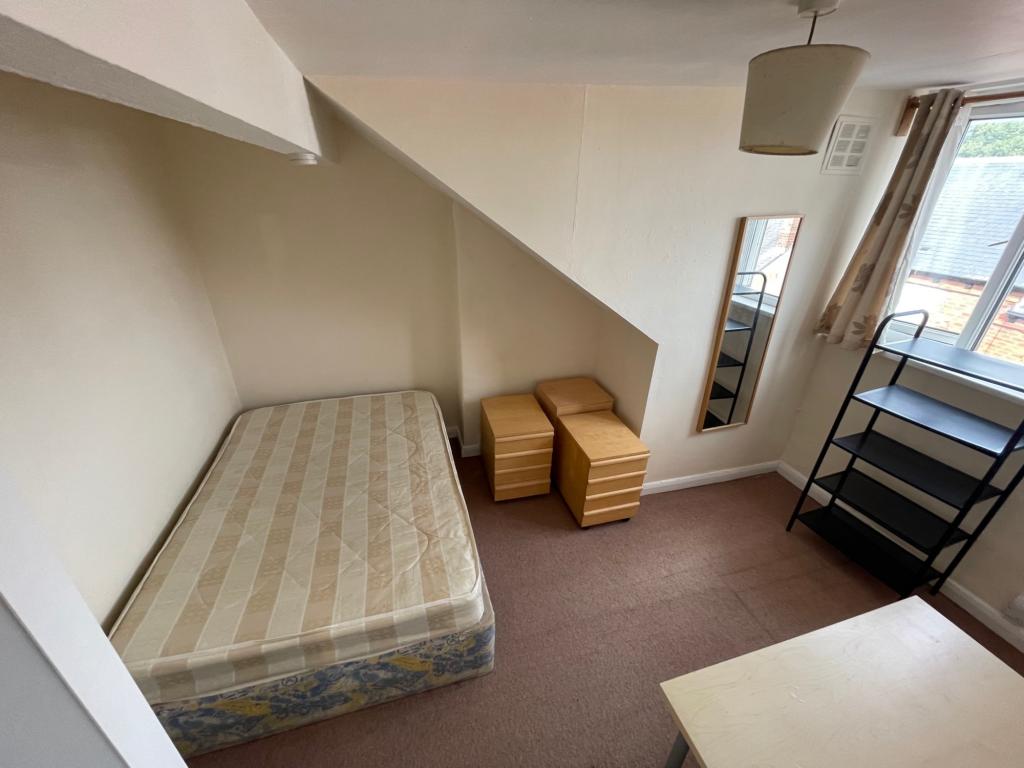 Photo of  Autumn Street,  Leeds, LS6