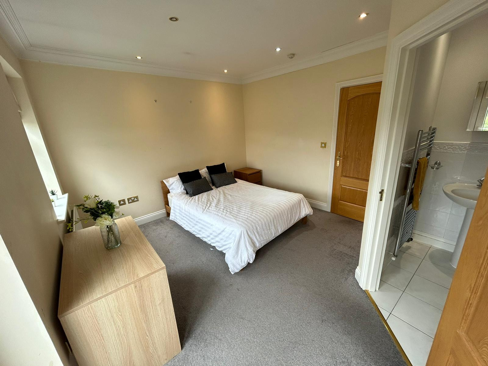 Photo of  Huntington Crescent,  Leeds, LS16