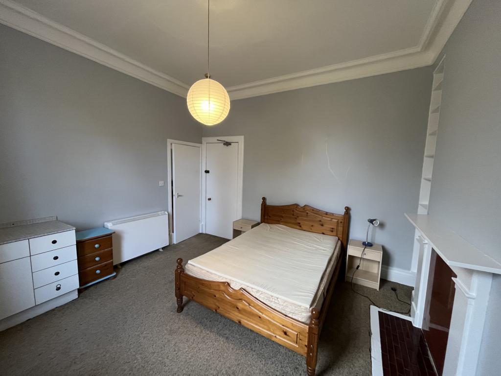 Photo of Flat 2 Woodhouse Cliff,  Leeds, LS6