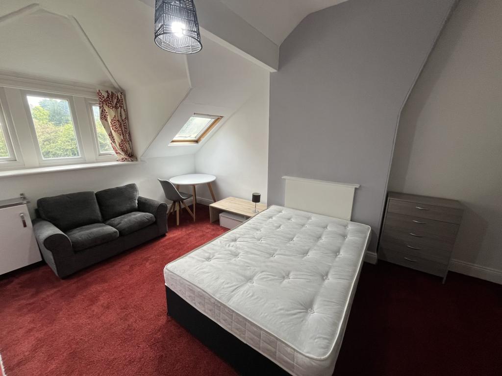 Photo of Flat 5 Woodhouse Cliff,  Leeds, LS6