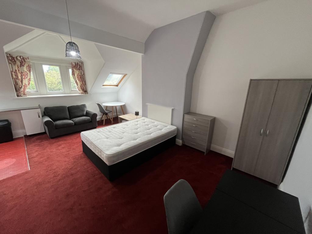 Photo of Flat 5 Woodhouse Cliff,  Leeds, LS6