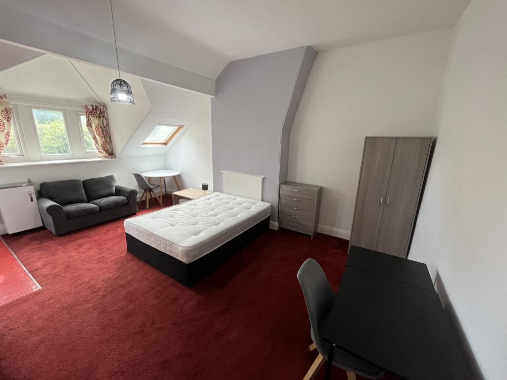 Photo of Flat 5 Woodhouse Cliff,  Leeds, LS6