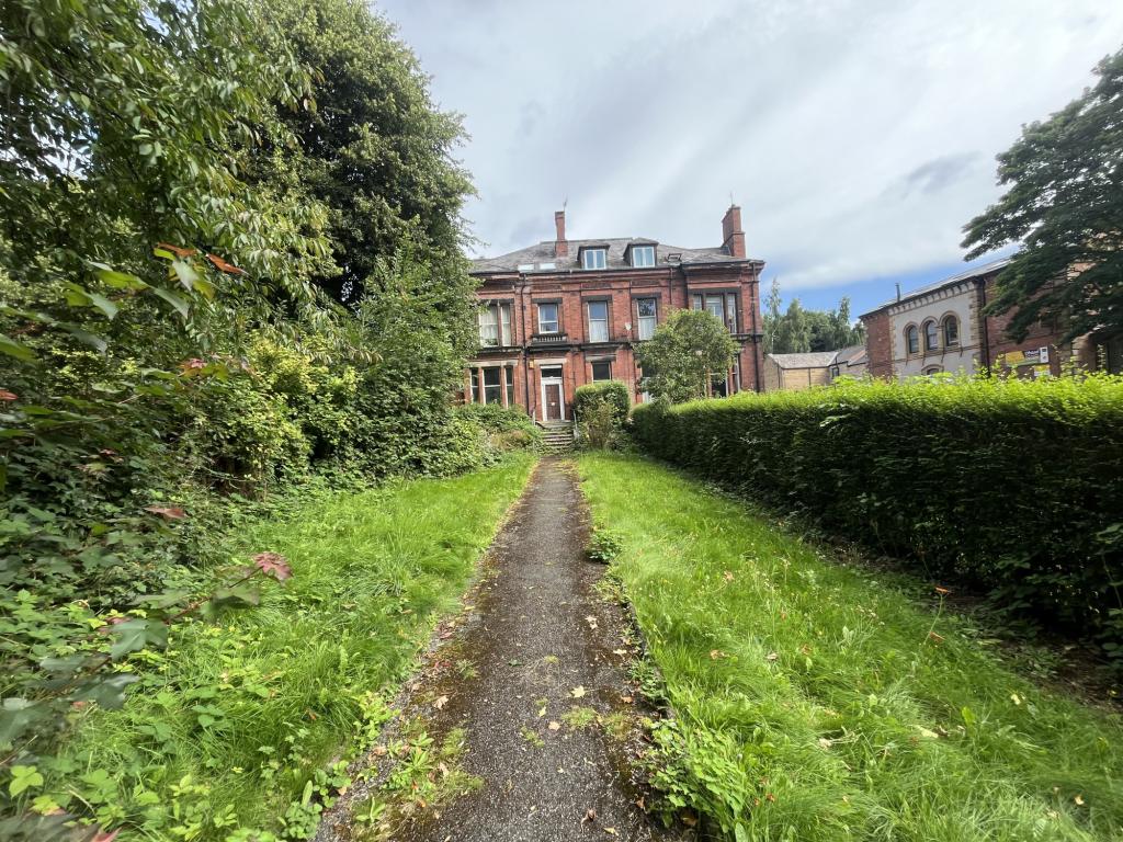 Photo of Flat 5 Woodhouse Cliff,  Leeds, LS6